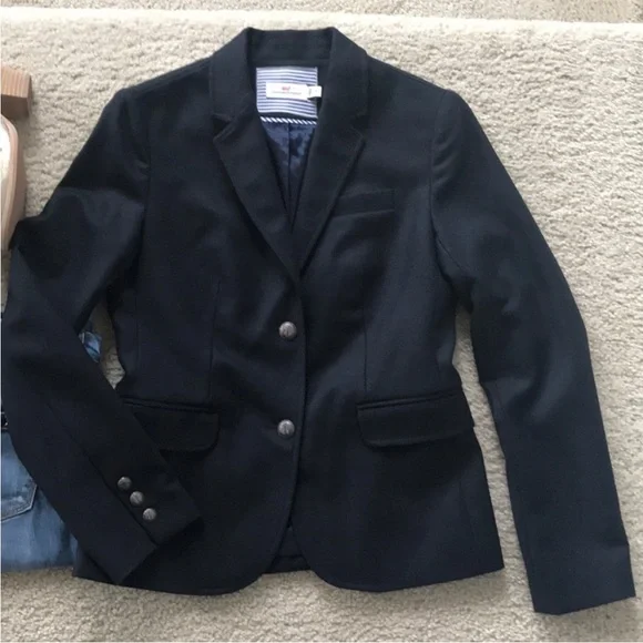 Vineyard Vines Collegiate Wool Blazer in Navy - Picture 2 of 8
